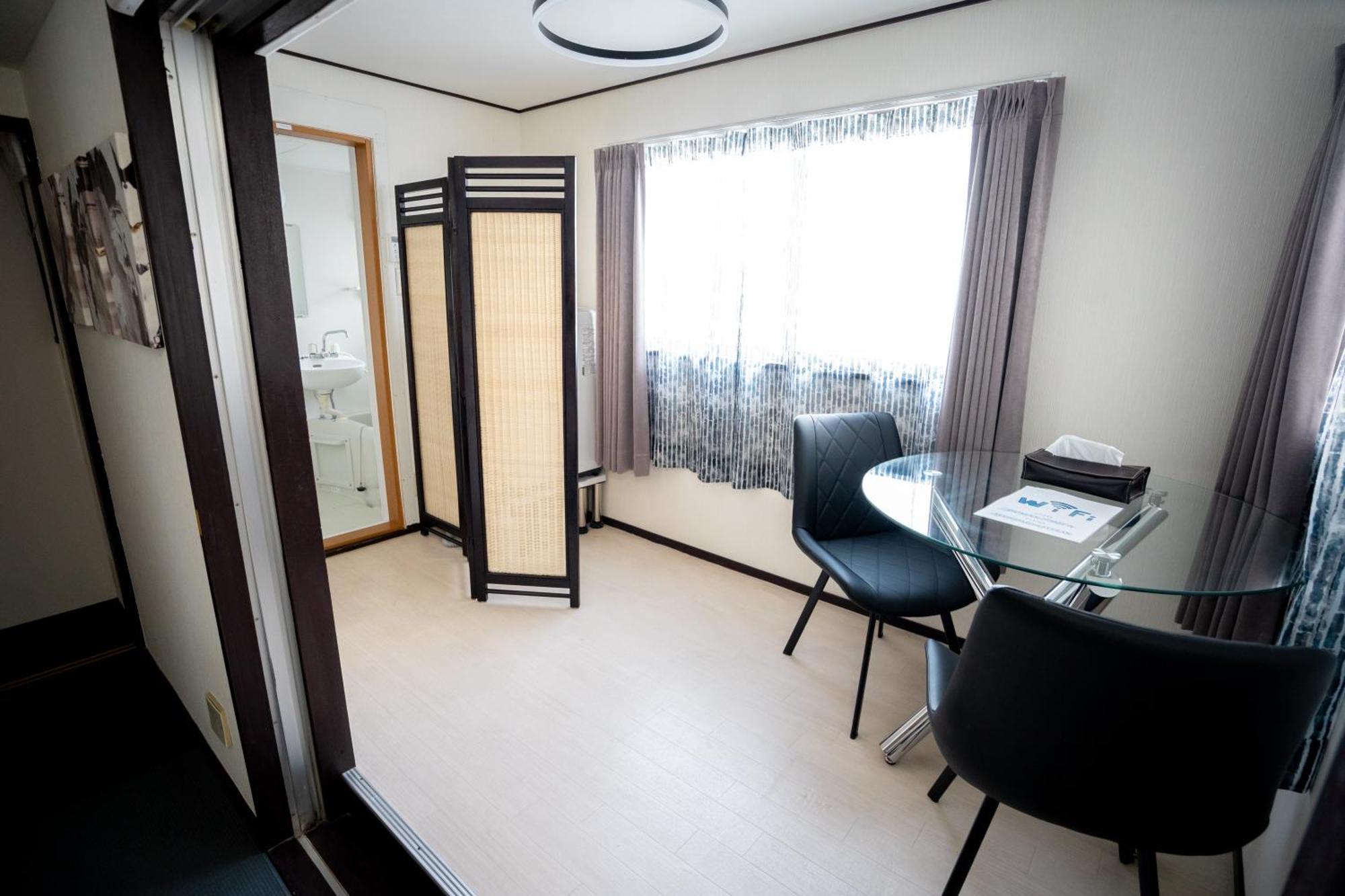 Premier Suite Shinjuku Akebonobashi Front Präfektur Tokio Exterior foto
